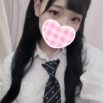 笑顔が印象的な美少女が体験入店決定!